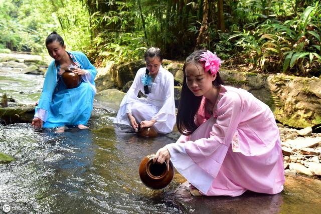 七夕節農村的家里還韌針，烙“七巧餅”么？你們那里“七夕”都有什么風俗習慣？